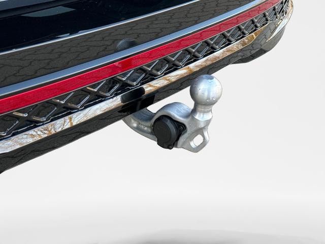 Volkswagen / Passat Variant / Schwarz / / / 4WD+PANO+AHK+HARMAN+NAVI+HUD+Matrix+ACC, Beispielbilder, ggf. teilweise mit Sonderausstattung