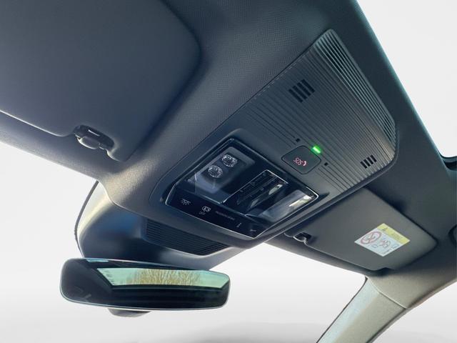 Volkswagen / Passat Variant / Schwarz / / / 4WD+PANO+AHK+HARMAN+NAVI+HUD+Matrix+ACC, Beispielbilder, ggf. teilweise mit Sonderausstattung