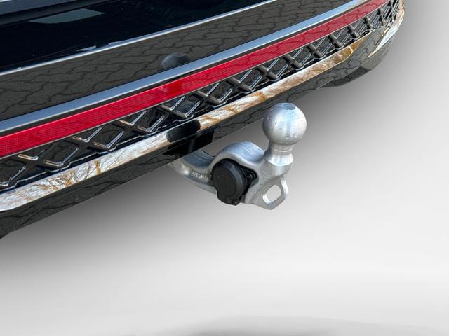 Volkswagen / Passat Variant / Schwarz / / / 4WD+PANO+AHK+HARMAN+NAVI+HUD+Matrix+ACC, Beispielbilder, ggf. teilweise mit Sonderausstattung