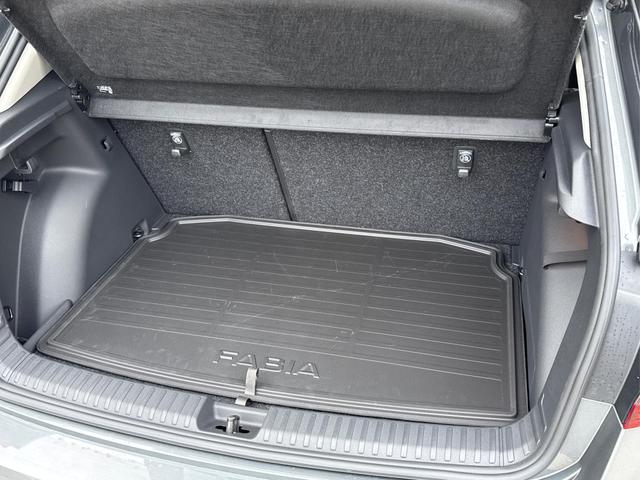 Skoda / Fabia / / / / DSG+5J GARANTIE+KAMERA+KESSY+LED, Beispielbilder