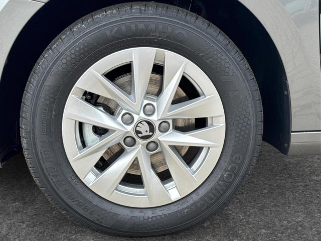 Skoda / Fabia / / / / DSG+5J GARANTIE+KAMERA+KESSY+LED, Beispielbilder