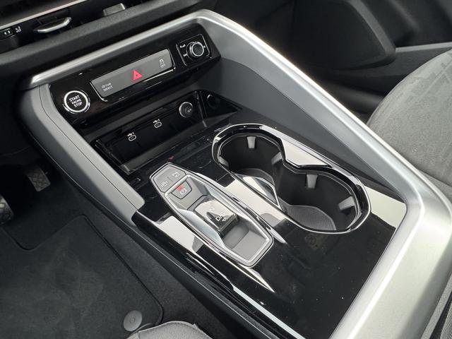 Beispielbilder, ggf. teilweise mit Sonderausstattung