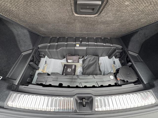 Beispielbilder, ggf. teilweise mit Sonderausstattung