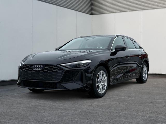 Audi A5 Avant - Basis quattro AHK+NAVI+PDC+SHZ+EL.HECKKL.