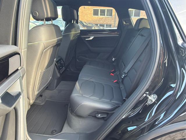 Volkswagen / Touareg / Schwarz / / / 4M+PANO+AHK+20LM+HUD+IQ.-MATRIX-LED, Beispielbilder