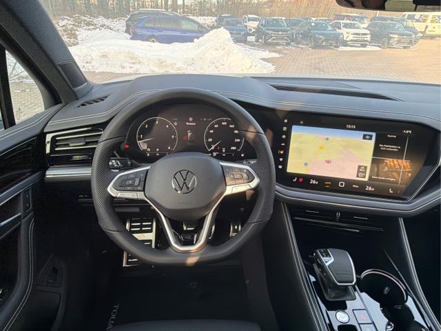 Volkswagen / Touareg / Schwarz / / / 4M+PANO+AHK+20LM+HUD+IQ.-MATRIX-LED, Beispielbilder