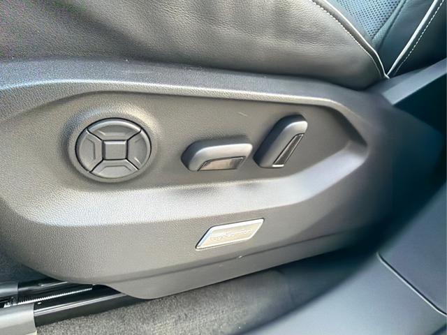 Volkswagen / Touareg / Schwarz / / / 4M+PANO+AHK+20LM+HUD+IQ.-MATRIX-LED, Beispielbilder