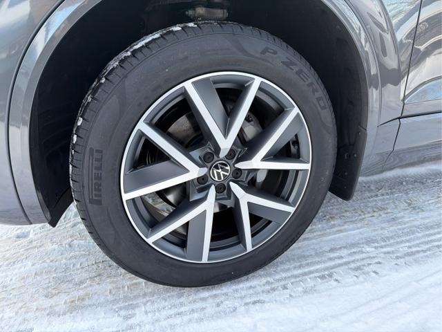 Volkswagen / Touareg / Grau / / / 4M+PANO+AHK+20LM+HUD+IQ.-MATRIX-LED, Beispielbilder, ggf. teilweise mit Sonderausstattung