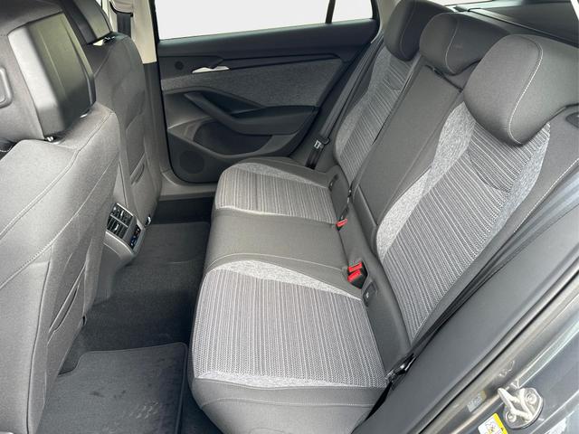 Skoda / Superb Combi / / / / DSG+AHK+NAVI+EL. HECKKL.+SHZ V+H+KAMERA+LED, Beispielbilder, ggf. teilweise mit Sonderausstattung