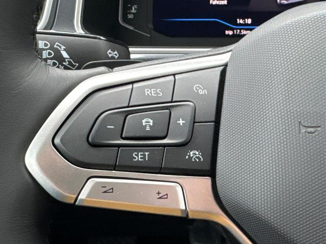 Volkswagen / T-Roc / / / / MATRIX LED+ KAMERA+ EL. HECKKL.+PDC+SHZ, Beispielbilder, ggf. teilweise mit Sonderausstattung