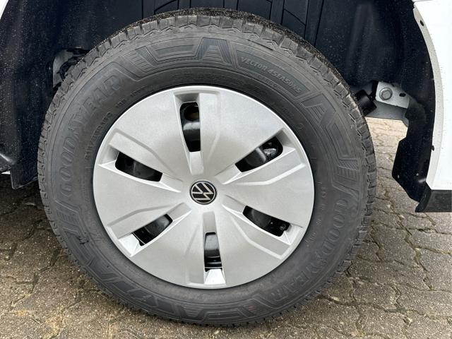 Volkswagen / T7 Caravelle / / / / LR+9 Sitze+AHK+KLIMAAUT.+KAMERA+PDC+LED, Beispielbilder
