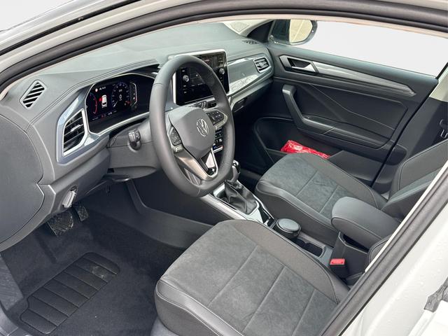 Volkswagen / T-Roc / / / / MATRIX LED+ KAMERA+ EL. HECKKL.+PDC+SHZ, Bild dient zur Illustration und zeigt aufpreispflichtige Sonderausstattung. "Die Herstellergarantie beginnt bei EU-Fahrzeugen bereits bei Auslieferung vom ausl&auml;ndischen Lieferanten und kann um mehr als 14 Tage verk&uuml;rzt sein.