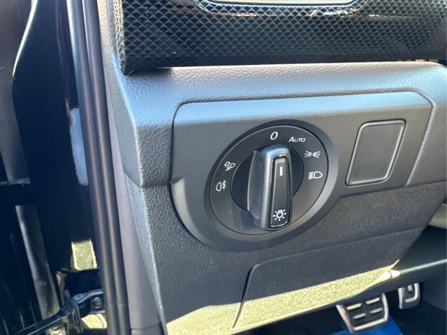 Volkswagen / T-Cross / / / / NAVI+SHZ+MATRIX+ACC+KAMERA+18'' ALU, Beispielbilder