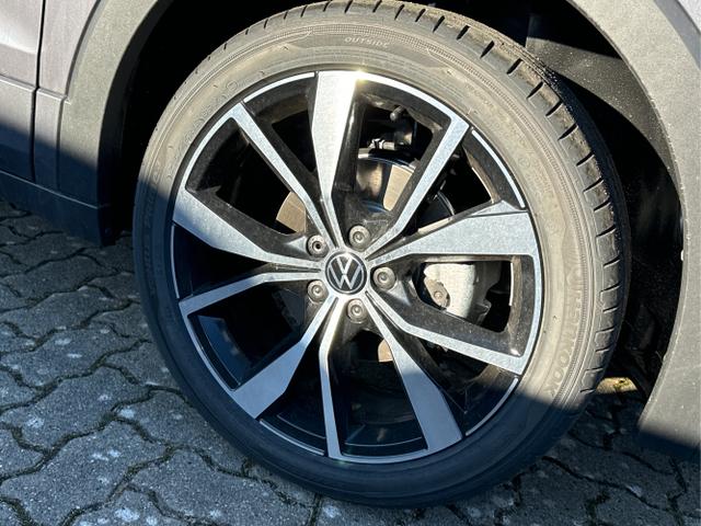 Volkswagen / T-Cross / / / / NAVI+SHZ+MATRIX+ACC+KAMERA+18'' ALU, Beispielbilder
