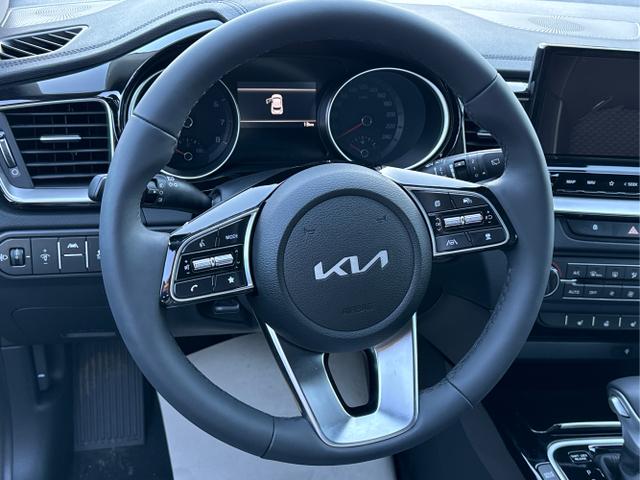 Kia / XCeed / Schwarz / / / (Vision) KLIMA+KAMERA+ACC+NAVI+LED+16 ALU, Beispielbilder