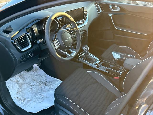 Kia / XCeed / Schwarz / / / ACC+SHZ+eHK+KAMERA+NAVI+LED+18 ALU, Beispielbilder