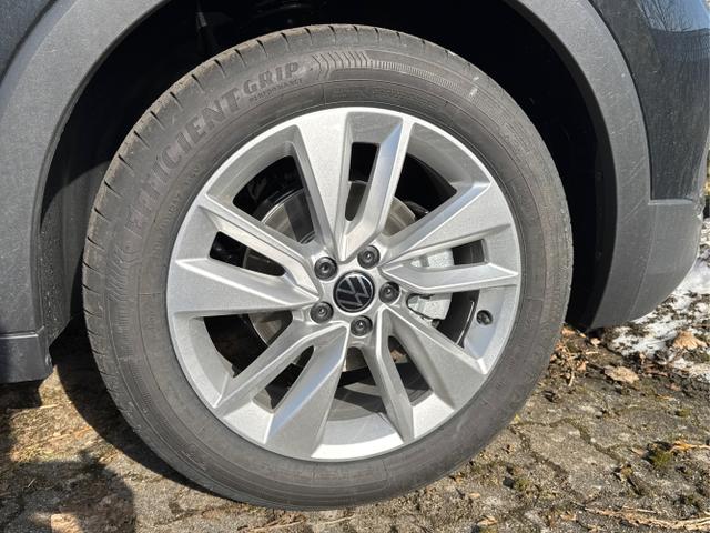 Volkswagen / T-Cross / / / / (Life+) SHZ+KAMERA+APP+KLIMA+LED+17'' ALU, Beispielbilder