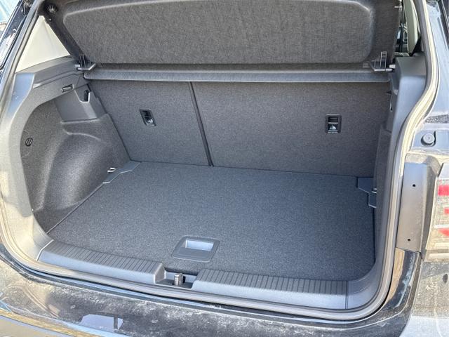 Volkswagen / T-Cross / / / / (Life+) SHZ+KAMERA+APP+KLIMA+LED+17'' ALU, Beispielbilder