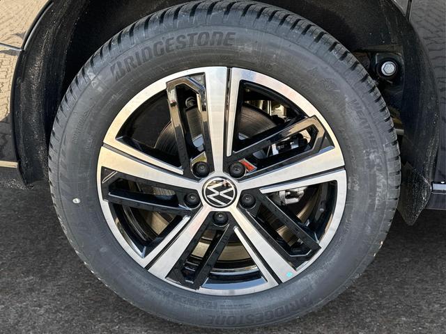 Volkswagen / Caddy Maxi / / / / Caddy Maxi NAVI+AHK+SHZ+LED+ KAMERA+PDC+ LANE ASSIST