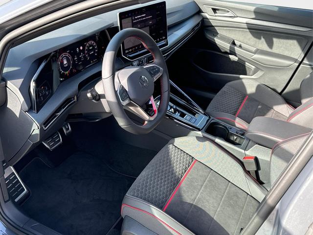 Volkswagen / Golf / / / / PANO+MATRIX+HUD+HARMAN+NAVI+360 KAMERA+19 LM, Beispielbilder