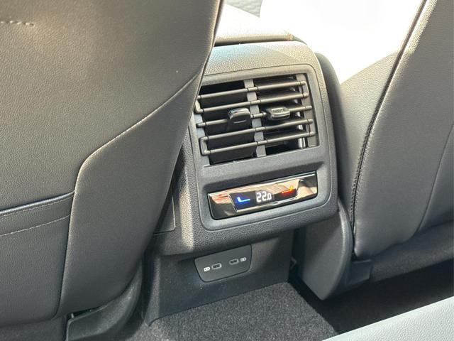 Volkswagen / Golf / / / / PANO+MATRIX+HUD+HARMAN+NAVI+360 KAMERA+19 LM, Beispielbilder