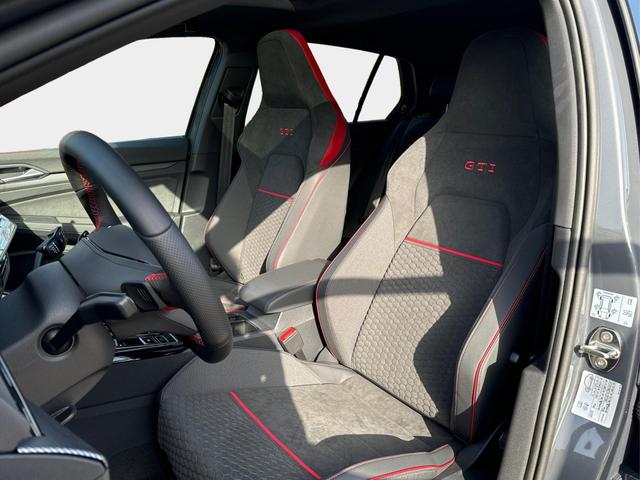 Volkswagen / Golf / / / / PANO+MATRIX+HUD+HARMAN+NAVI+360 KAMERA+19 LM, Beispielbilder