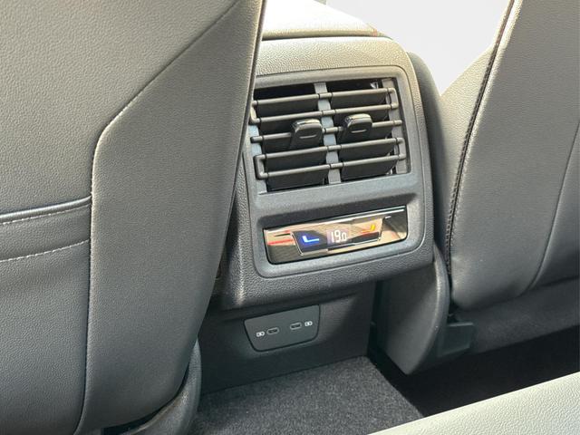 Volkswagen / Golf / / / / PANO+MATRIX+HUD+HARMAN+NAVI+360 KAMERA+19 LM, Beispielbilder