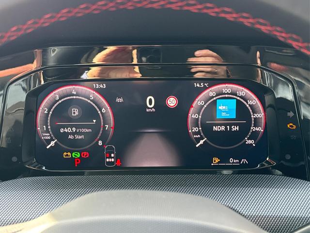 Volkswagen / Golf / / / / PANO+MATRIX+HUD+HARMAN+NAVI+360 KAMERA+19 LM, Beispielbilder