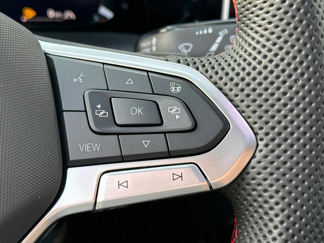 Volkswagen / Golf / / / / PANO+MATRIX+HUD+HARMAN+NAVI+360 KAMERA+19 LM, Beispielbilder