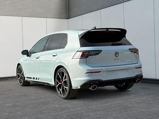 Volkswagen / Golf / / / / PANO+MATRIX+HUD+HARMAN+NAVI+360 KAMERA+19 LM, Beispielbilder