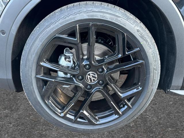 Volkswagen / T-Roc / / / / AHK+BLACK STYLE+ACC+KAMERA+eHK+SHZ+18LM+LED PLUS, Beispielbilder