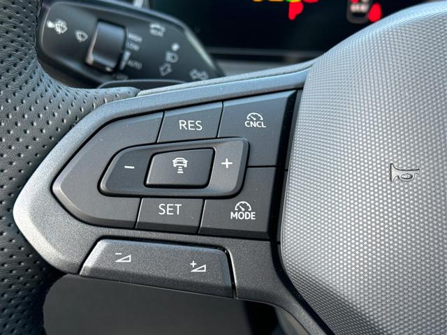 Volkswagen / T-Roc / / / / AHK+BLACK STYLE+ACC+KAMERA+eHK+SHZ+18LM+LED PLUS, Beispielbilder