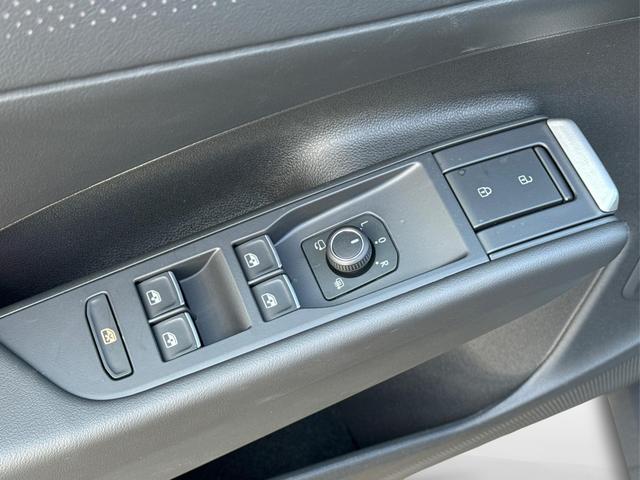 Volkswagen / T-Roc / / / / AHK+BLACK STYLE+ACC+KAMERA+eHK+SHZ+18LM+LED PLUS, Beispielbilder, ggf. teilweise mit Sonderausstattung