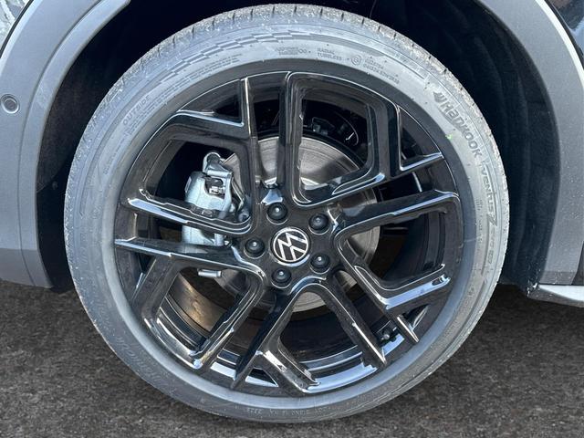 Volkswagen / T-Roc / / / / AHK+BLACK STYLE+ACC+KAMERA+eHK+SHZ+18LM+LED PLUS, Beispielbilder, ggf. teilweise mit Sonderausstattung