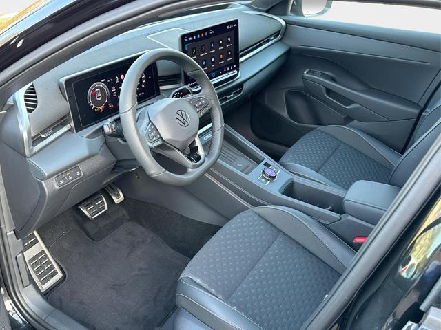 Volkswagen / T-Roc / / / / AHK+BLACK STYLE+ACC+KAMERA+eHK+SHZ+18LM+LED PLUS, Beispielbilder, ggf. teilweise mit Sonderausstattung