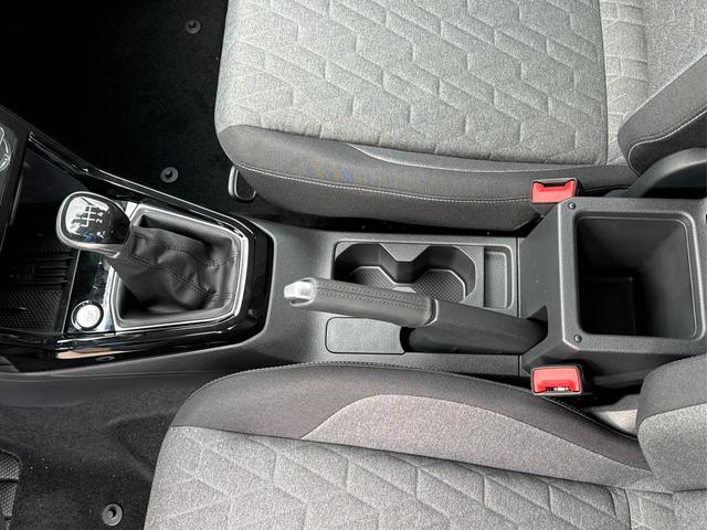 Volkswagen / T-Cross / / / / (Life+) SHZ+KAMERA+APP+KLIMA+LED+17'' ALU