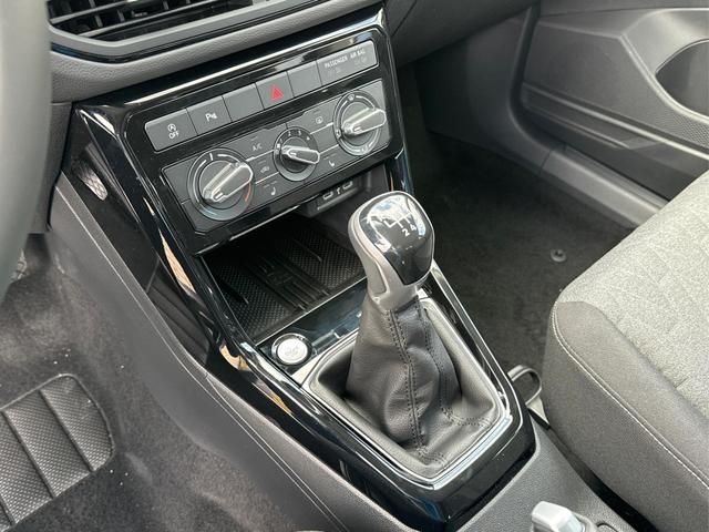 Volkswagen / T-Cross / / / / (Life+) SHZ+KAMERA+APP+KLIMA+LED+17'' ALU