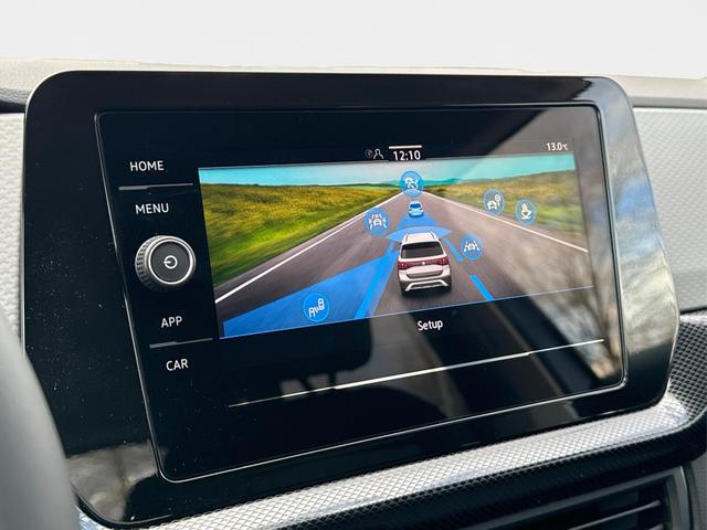 Volkswagen / T-Cross / / / / (Life+) SHZ+KAMERA+APP+KLIMA+LED+17'' ALU