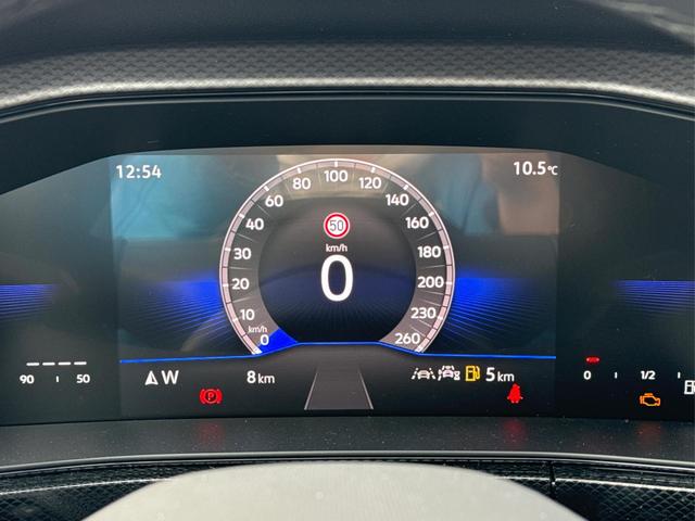 Volkswagen / T-Cross / / / / (Life+) SHZ+KAMERA+APP+KLIMA+LED+17'' ALU