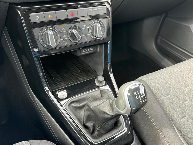 Volkswagen / T-Cross / / / / (Life+) SHZ+KAMERA+APP+KLIMA+LED+17'' ALU