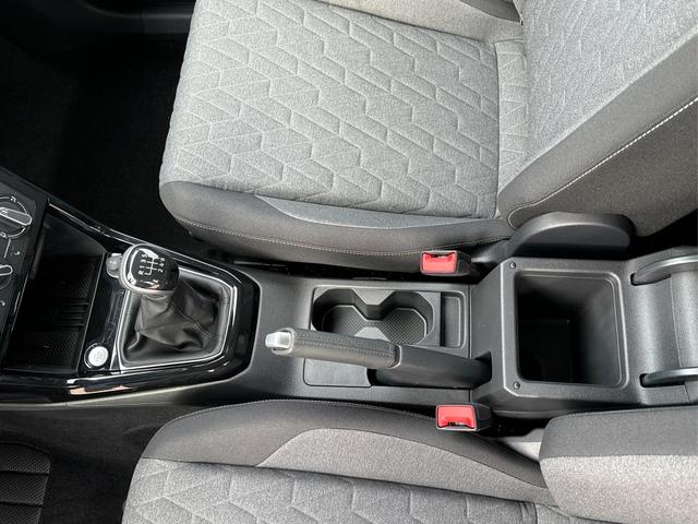 Volkswagen / T-Cross / / / / (Life+) SHZ+KAMERA+APP+KLIMA+LED+17'' ALU