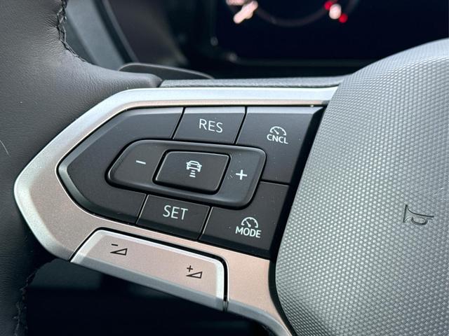 Volkswagen / Caddy / / / / K&Uuml;CHE+KAMERA+PDC+ACC+WINTERPAKET