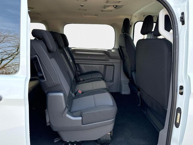 Volkswagen / T7 Caravelle / / / / LR+9 Sitze+AHK+KLIMAAUT.+KAMERA+PDC+LED