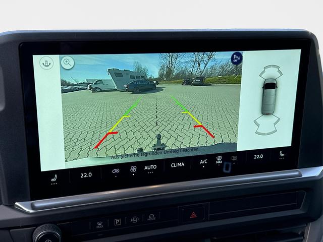 Volkswagen / T7 Caravelle / / / / LR+9 Sitze+AHK+KLIMAAUT.+KAMERA+PDC+LED