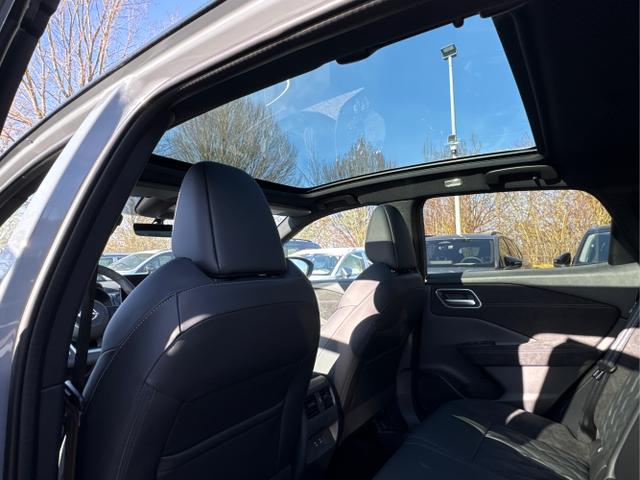 Nissan / Qashqai / Grau / / / PANO+360&deg;KAMERA+PDC+EL.HECKKL. , Beispielbilder