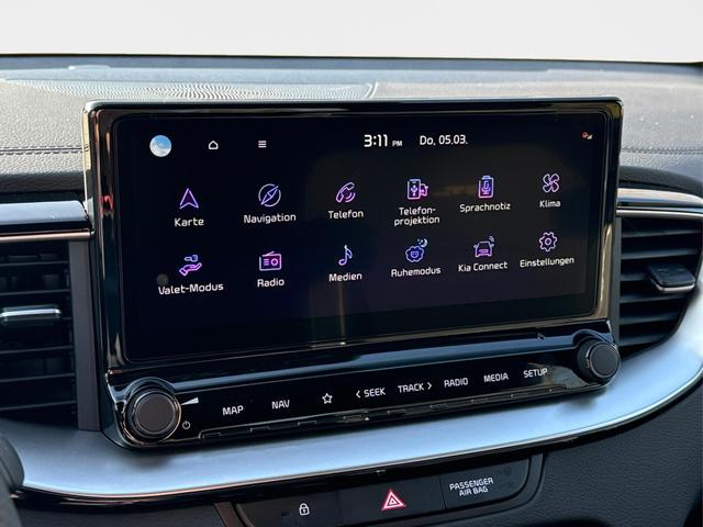 Kia / XCeed / Schwarz / / / ACC+SHZ+eHK+KAMERA+NAVI+LED+18 ALU