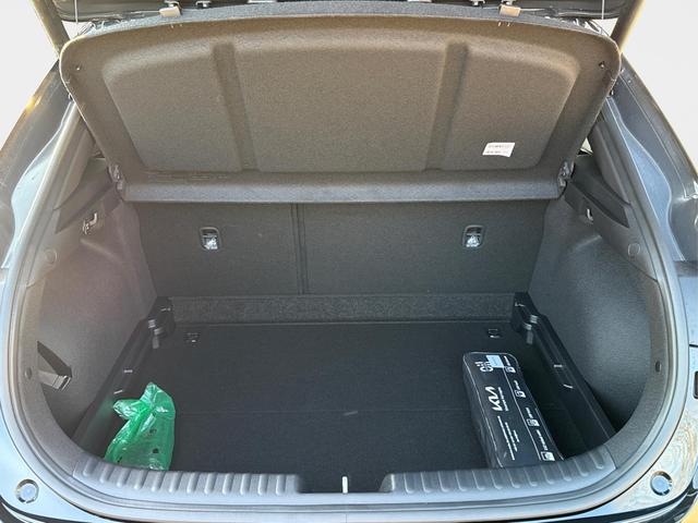 Kia / XCeed / Schwarz / / / ACC+SHZ+eHK+KAMERA+NAVI+LED+18 ALU