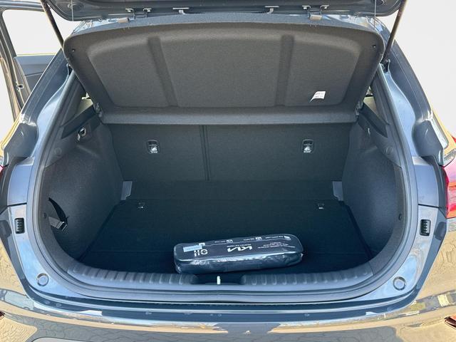 Kia / XCeed / Grau / / / (Vision) SHZ+KAMERA+ACC+NAVI+LED+16 ALU, Beispielbilder, ggf. teilweise mit Sonderausstattung