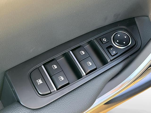 Kia / XCeed / Grau / / / (Vision) SHZ+KAMERA+ACC+NAVI+LED+16 ALU, Beispielbilder, ggf. teilweise mit Sonderausstattung