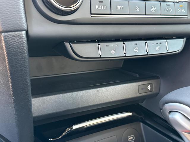 Kia / XCeed / Grau / / / (Vision) SHZ+KAMERA+ACC+NAVI+LED+16 ALU, Beispielbilder, ggf. teilweise mit Sonderausstattung